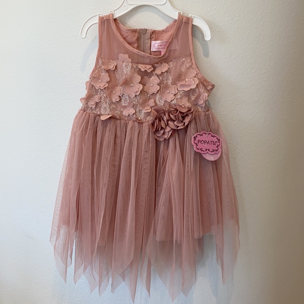 Popatu Floral Appliqué Dress - size 2T